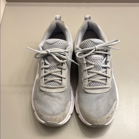 Under Armour Light Gray Running Sneakers - Picture 2 of 6